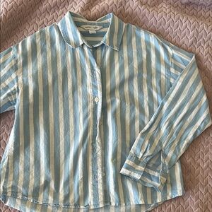 OLD NAVY The Boyfriend Shirt Light Blue and White Striped Button Down Shirt